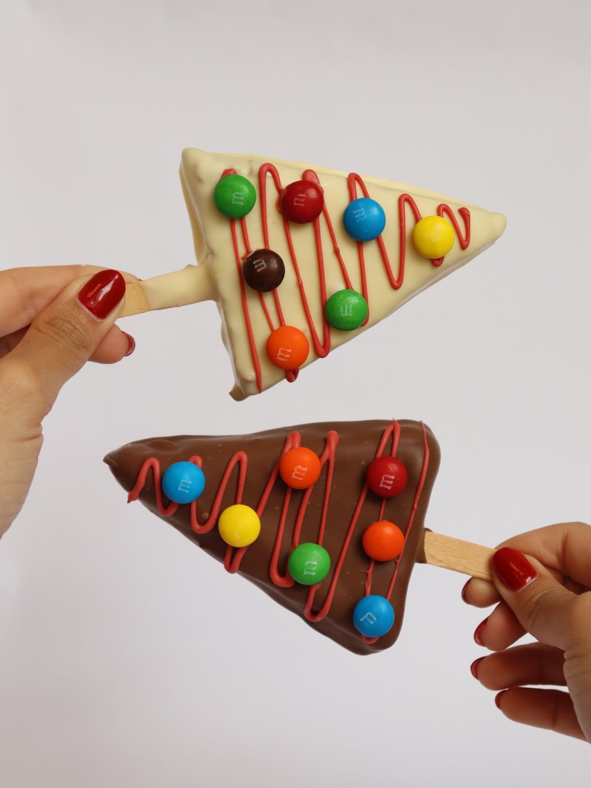 Brownies de festa da Ammo Brownie decorados