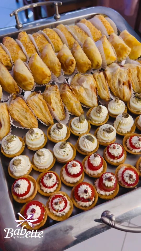 Canapés e finger food do buffet Babette