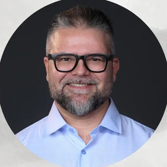 Vitor Crestani Calegaro